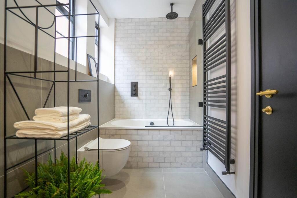 Chic City Centre Penthouse Leicester Buitenkant foto